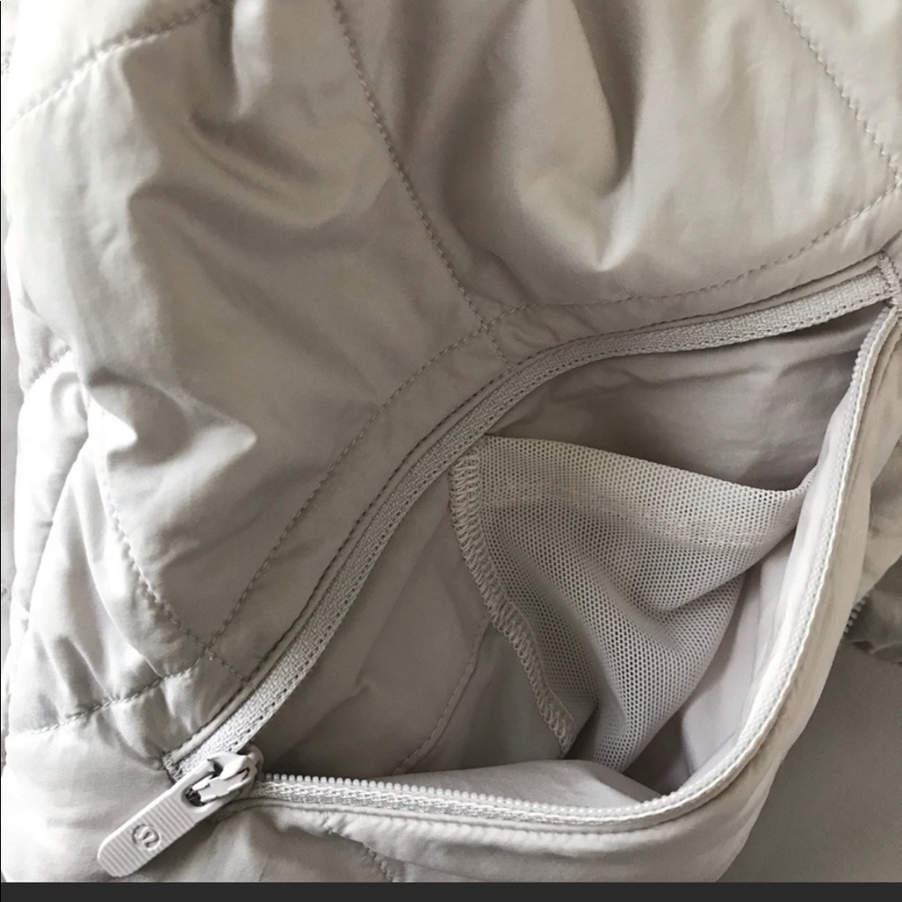 Lululemon jacket - Picture 10 of 10